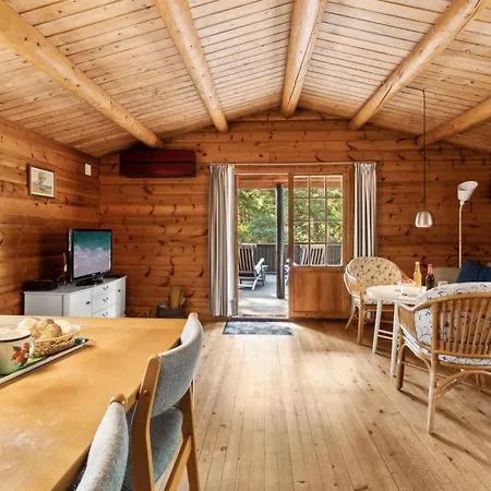 Sonya - 350m From The Sea By Interhome Feriehus